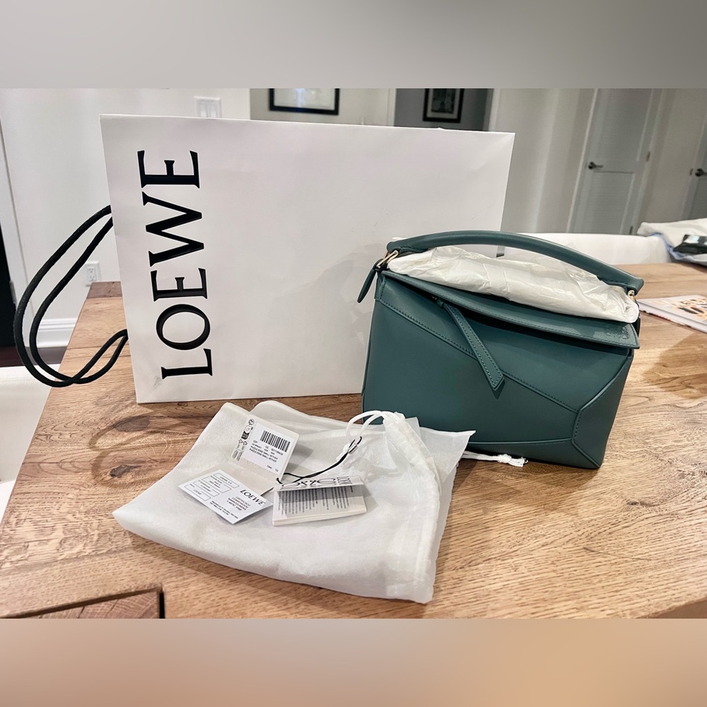Loewe puzzle bag